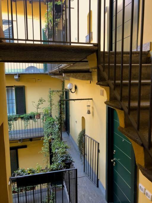 Lovely Flat With Park View ミラノ エクステリア 写真